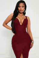 Robe longue moulante bordeaux On Scene – Maison Vera – Vue 2